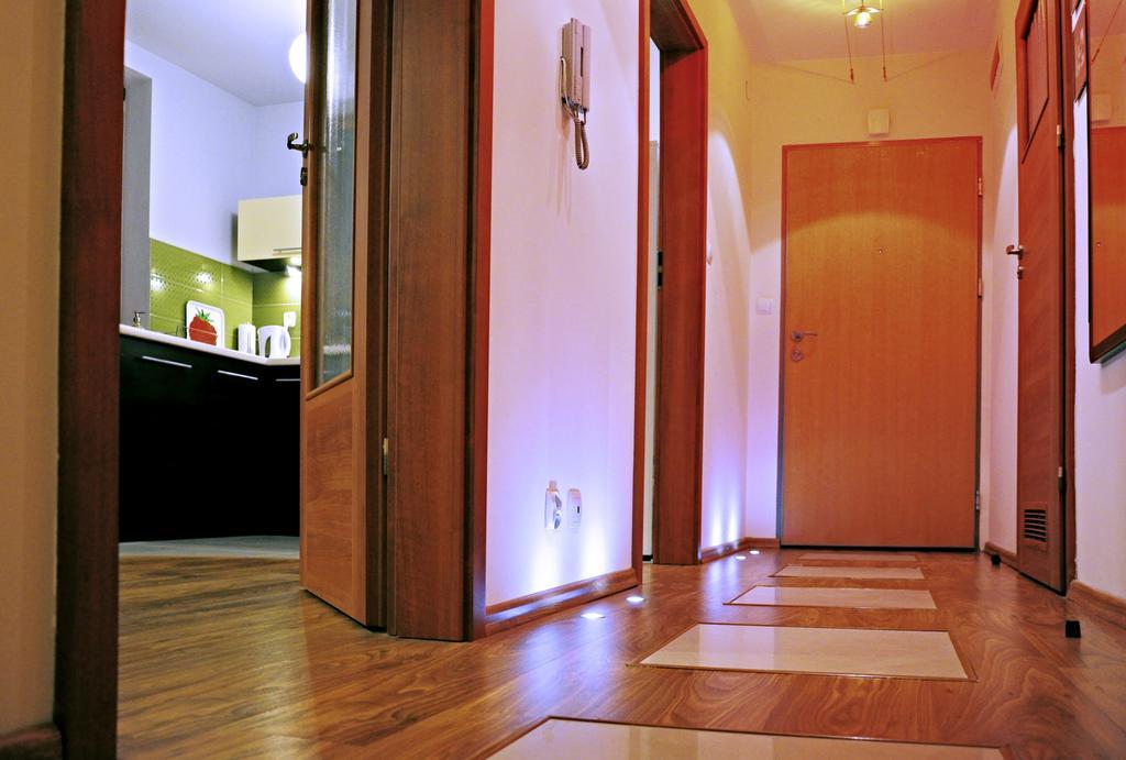 Color Apartment Cracóvia Quarto foto
